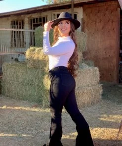 Valeria'S Boutique Rhea Button High Rise Flare Jeans (Black) New Arrivals