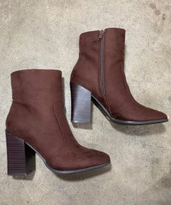 Valeria'S Boutique Brown Suede Booties