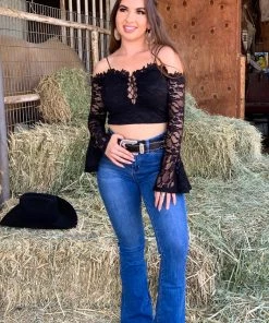 Valeria'S Boutique New Arrivals Ximena Lace Top (Black)