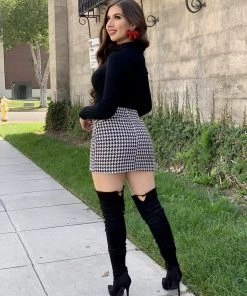 Valeria'S Boutique Michelle Ribbed Turtleneck Top (Black) New Arrivals