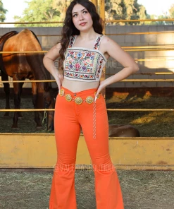 Valeria'S Boutique Media Naranja High Rise Bell Bottom Jeans COLOR & CULTURA