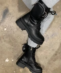 Valeria'S Boutique Chunky Booties With Pouch