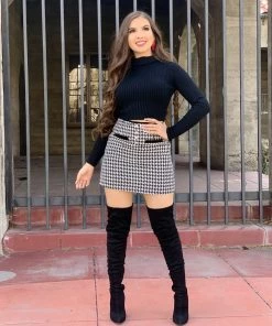 Valeria'S Boutique Michelle Ribbed Turtleneck Top (Black) New Arrivals