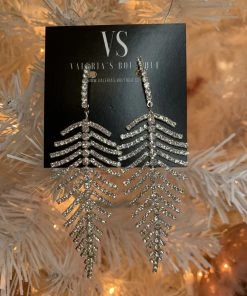 Valeria'S Boutique Silver Feather Drop Earrings