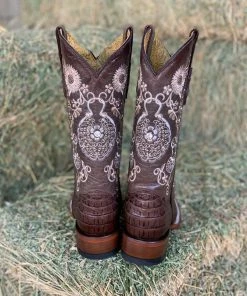 Valeria'S Boutique Arracada Jerezana Embroidered Western Boots (Crocodile) - Brown (With Silver Studs)