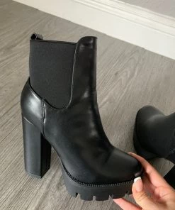 Valeria'S Boutique New Arrivals Rider Chunky Booties