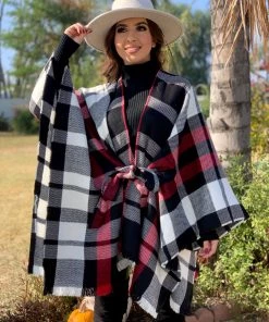 Valeria'S Boutique Susana Plaid Poncho