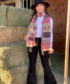 Valeria'S Boutique Lindsey Aztec Scarf (Red) New Arrivals