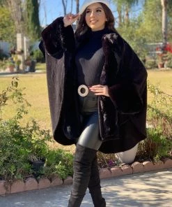 Valeria'S Boutique Margaret Fur Poncho (Black)