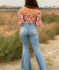 Valeria'S Boutique Bidi Bidi Bom Bom High Rise Bell Bottom Jeans (Light)