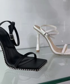Valeria'S Boutique Subtle Sweet Heels (Black)