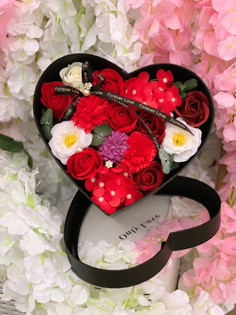 Valeria'S Boutique Heart Flower Boxes (Red) Birthday / Anniversary Gifts 3 Valeria'S Boutique Heart Flower Boxes (Red) Birthday / Anniversary Gifts