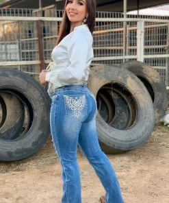 Valeria'S Boutique Niña Soñadora Mid Rise Bling Bootcut Jeans