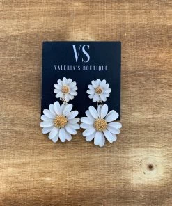 Valeria'S Boutique COLORES Collection Hawaii Flower Earrings (White)