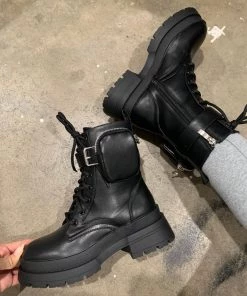 Valeria'S Boutique Chunky Booties With Pouch