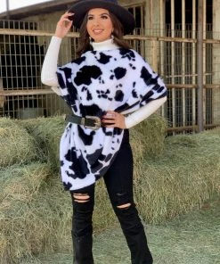 Valeria'S Boutique Cowprint Poncho (La Vaca Lola - Black) New Arrivals