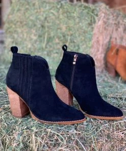 Valeria'S Boutique Rodeo Collection Western Booties (Black)
