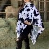Valeria'S Boutique Cowprint Poncho (La Vaca Lola - Black) New Arrivals