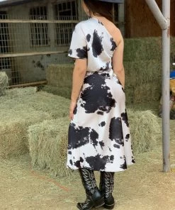 Valeria'S Boutique Rodeo Collection Lola Cowprint Maxi Dress (Black)