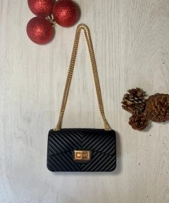Valeria'S Boutique Stacey Handbag (Black)