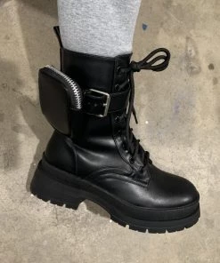 Valeria'S Boutique Chunky Booties With Pouch